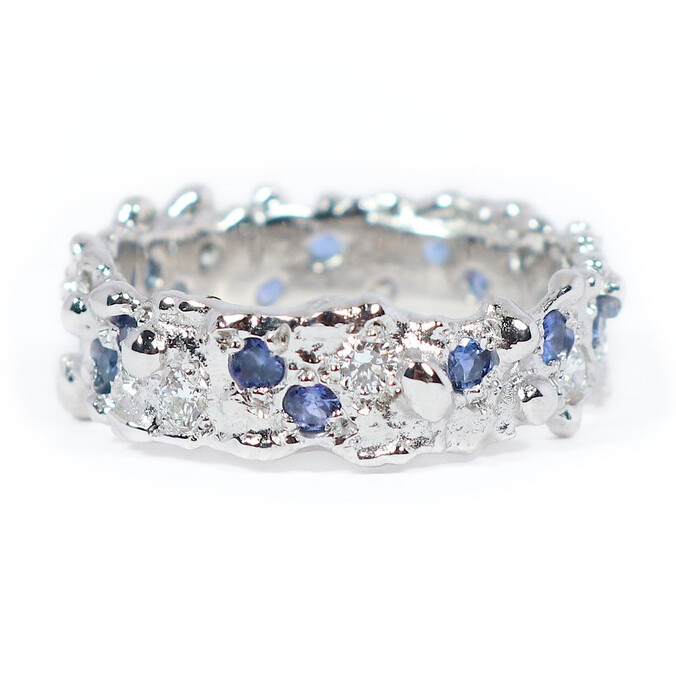 18ct White Gold Blue Sapphire &amp; Diamond Filigree Ring