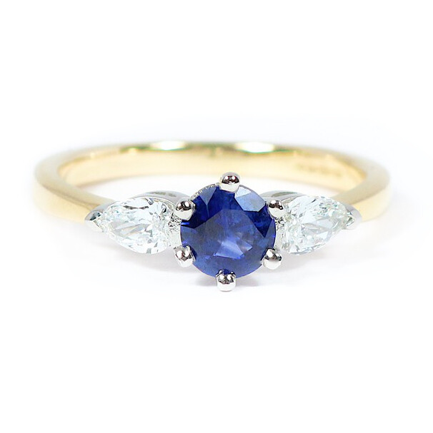 18ct Gold &amp; Platinum Claw Set Diamond &amp; Sapphire 3 Stone Ring