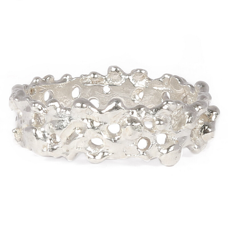 9ct White Gold Narrow Filigree Ring