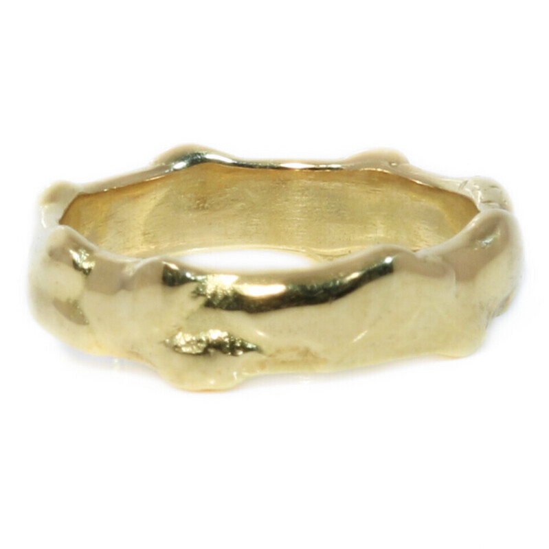 9ct Gold Rapids Ring
