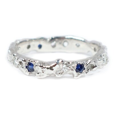 18ct White Gold Filigree Diamond And Blue Sapphire Ring