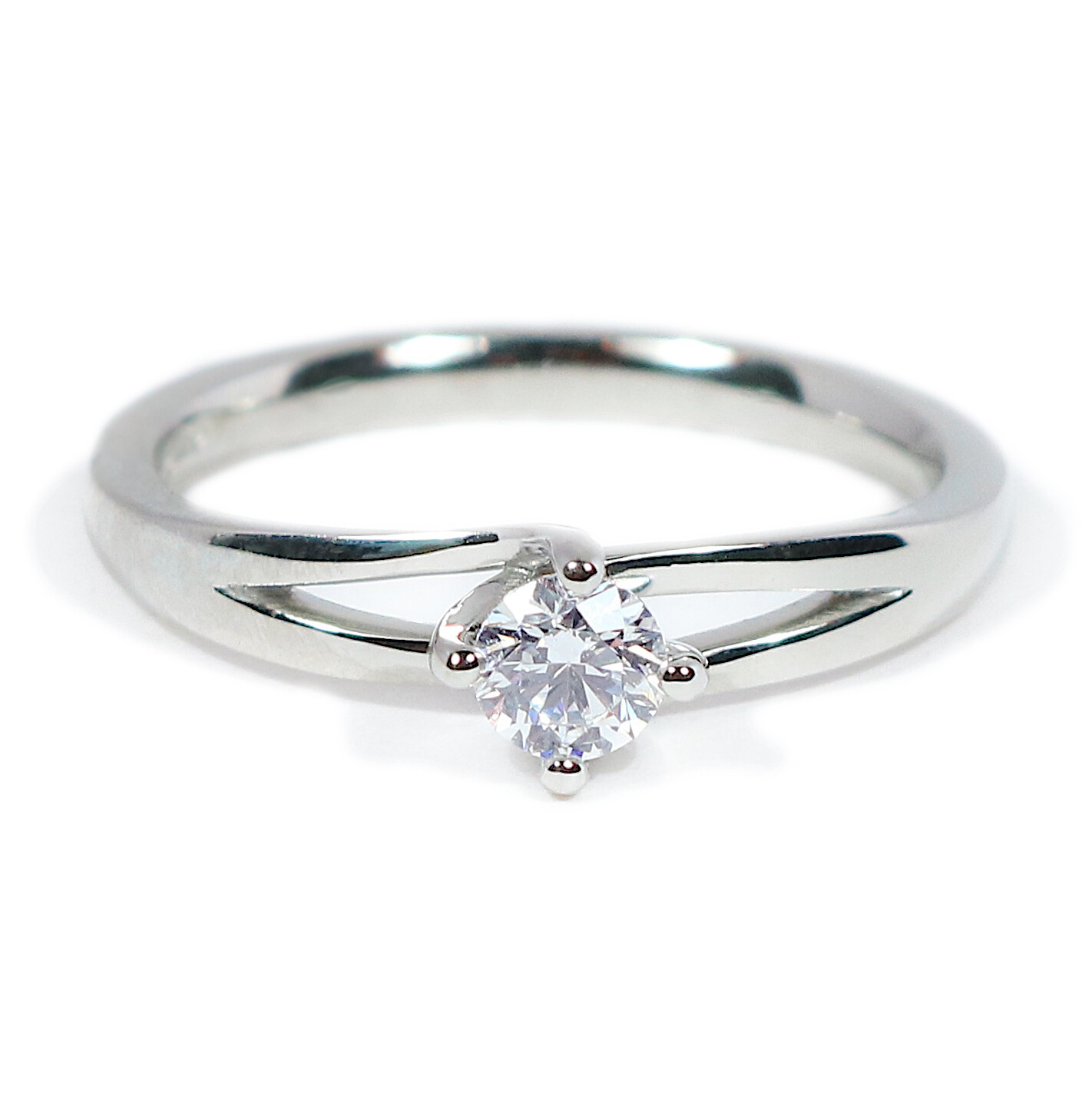 Platinum Claw Set Solitaire Diamond Split Shank Ring