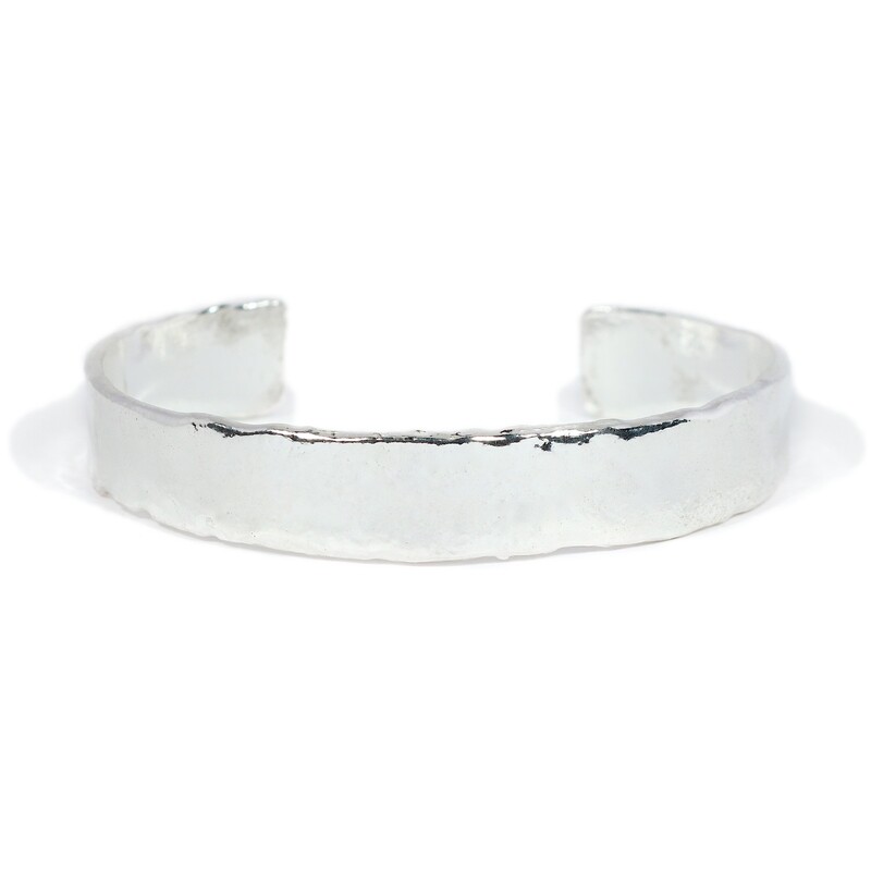 Silver Typhoon Side-Fitting Bangle