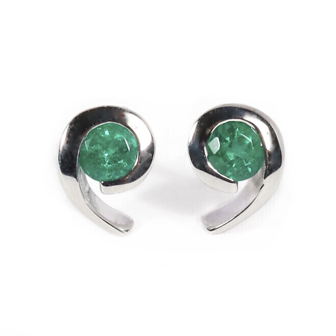 Platinum Emerald Pucci Stud Earrings