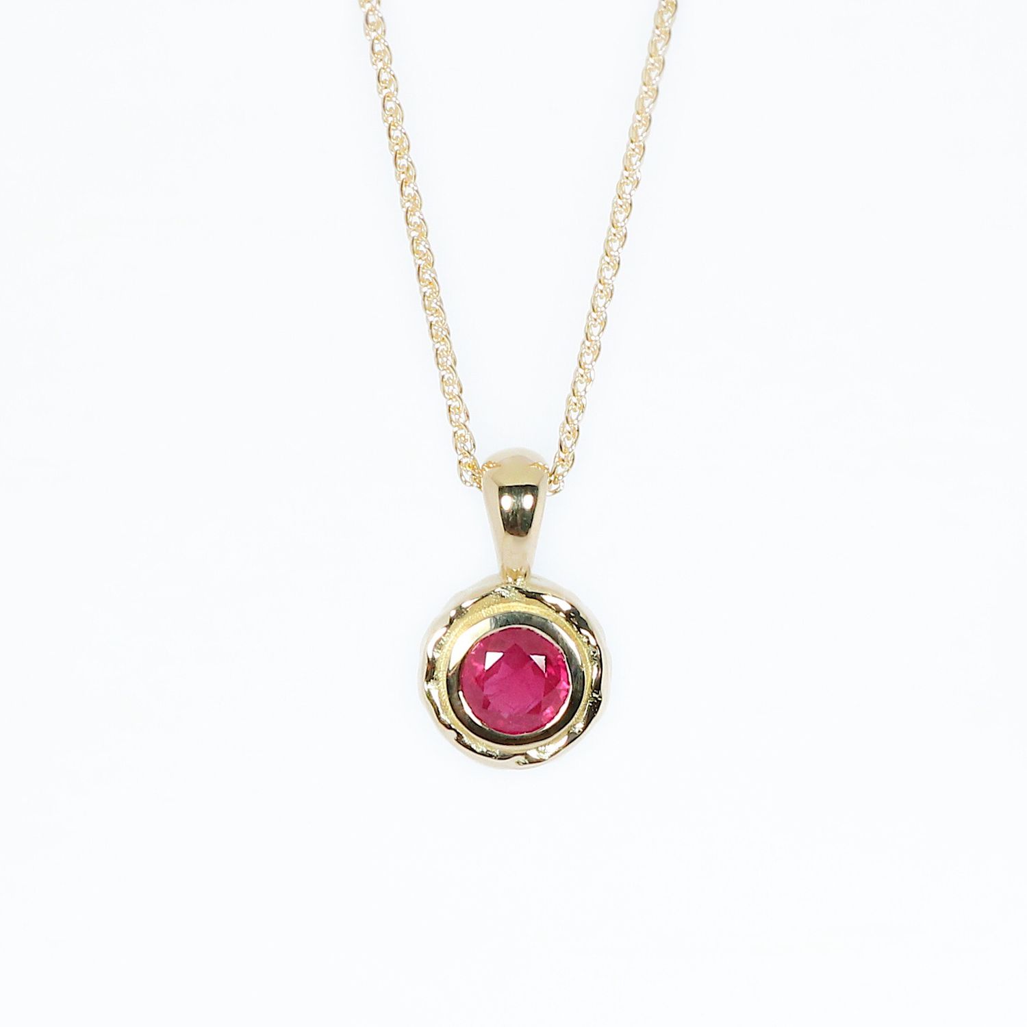 18ct Yellow Gold Ruby Cyclone Pendant