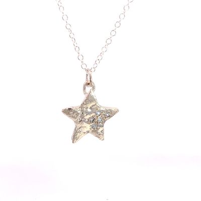 Silver Sky Blue Topaz Star Pendant &amp; Chain (20mm wide)