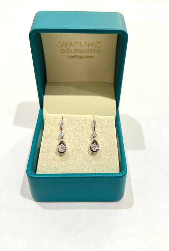 18ct White Gold Diamond Blossom Drop Earrings