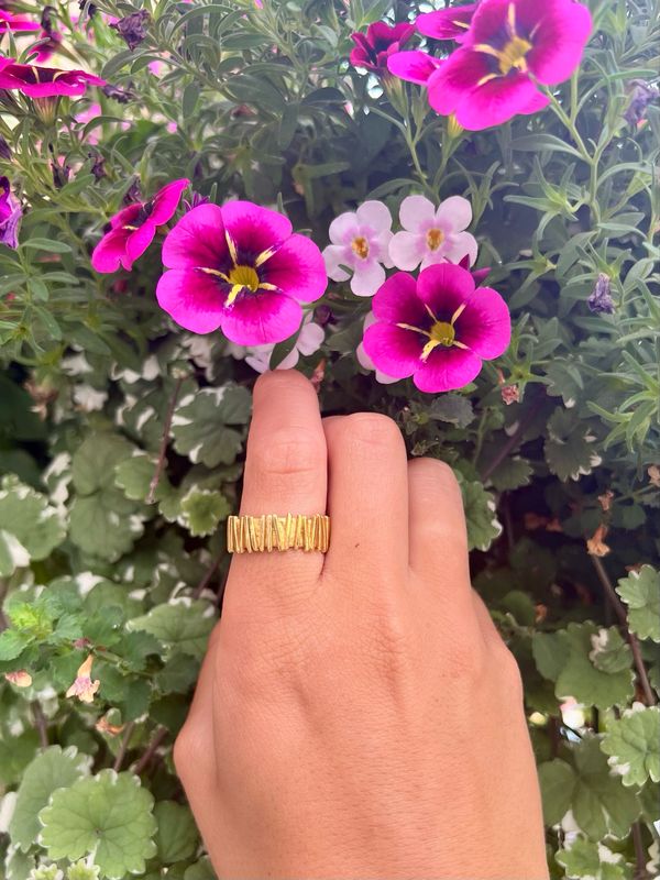 18ct Gold Sticks Ring