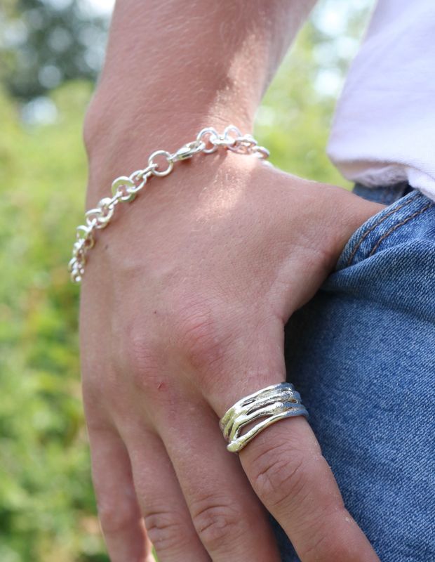 18ct White Gold Cyclone 3 Ring