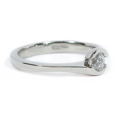 Platinum 0.25ct Diamond Single Stone Pucci Ring