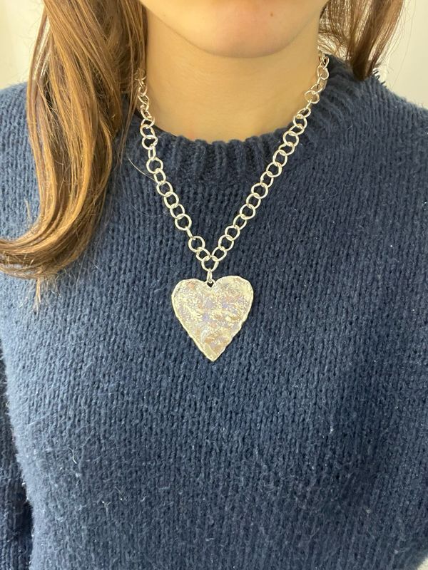 Silver Heart Pendant &amp; Chain (45mm wide)