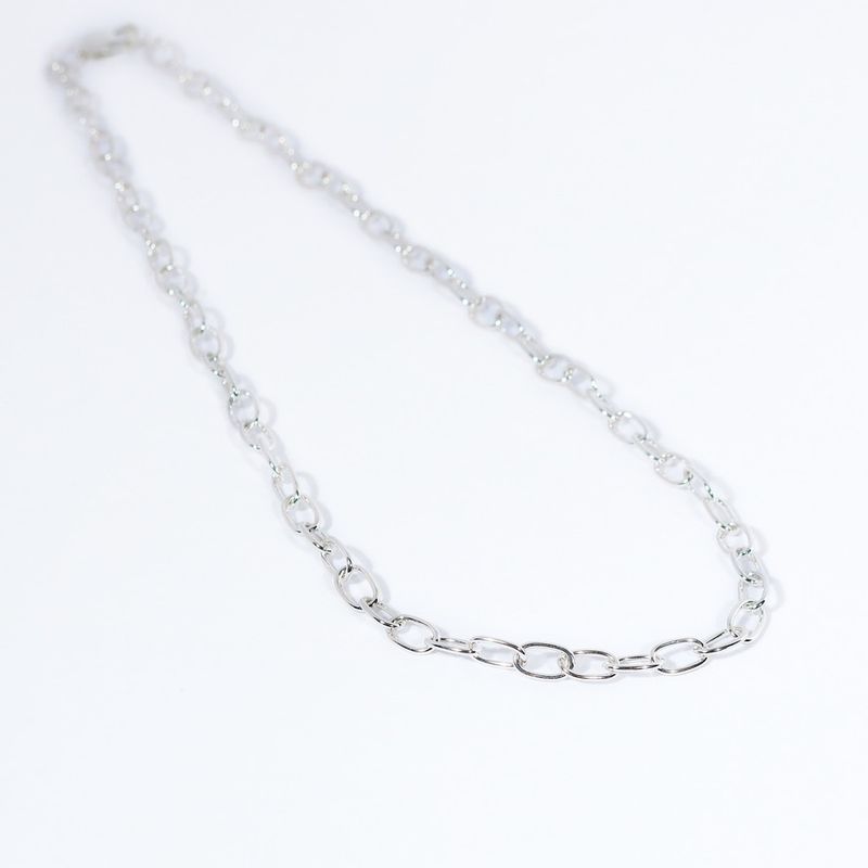 Silver Aurelia Oval Link 18" Chain