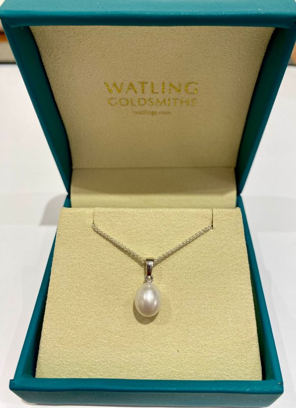 Silver Freshwater White 9mm Pearl Pendant