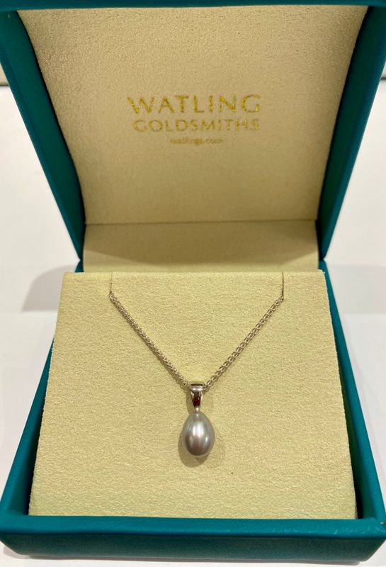 Silver Freshwater Grey Pearl Pendant