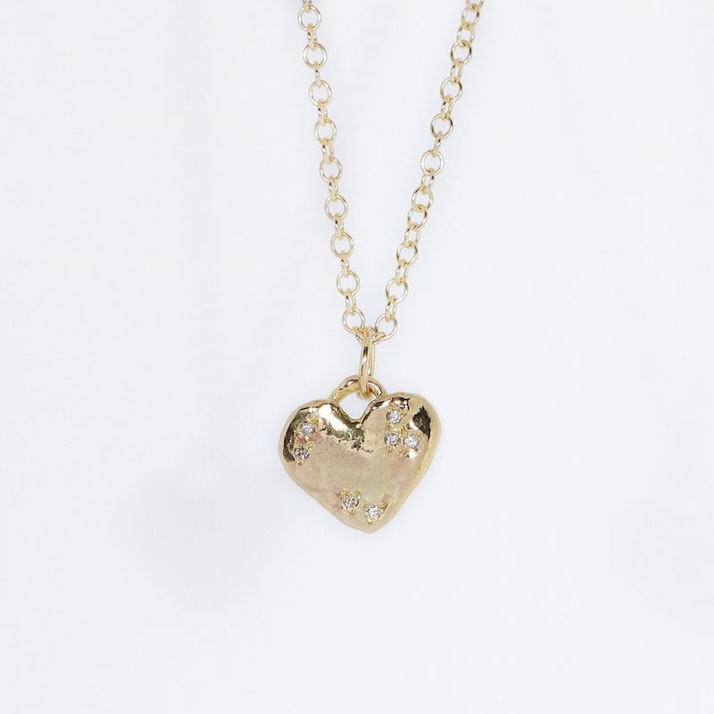 9ct Gold x7 Diamond Heart Pendant (15mm wide)