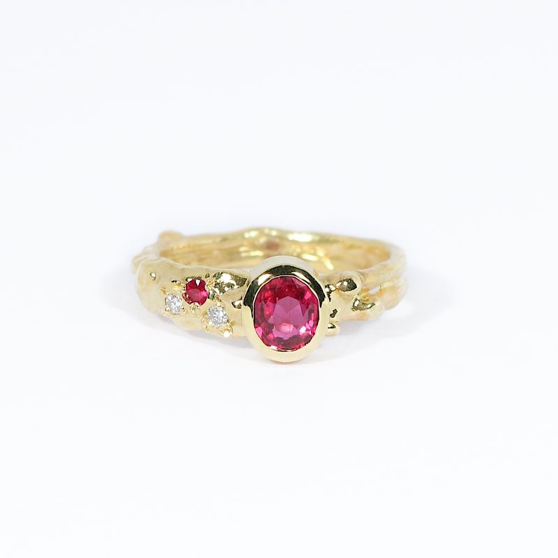 18ct Gold Ruby &amp; Diamond Storm Ring