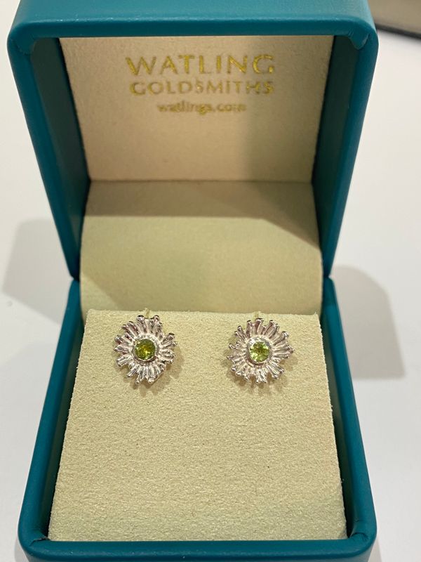 Silver Peridot Senetti Stud Earrings
