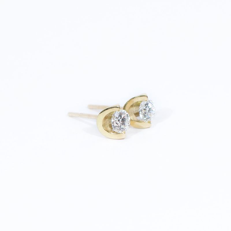 18ct Gold Floating Diamond Stud Earrings