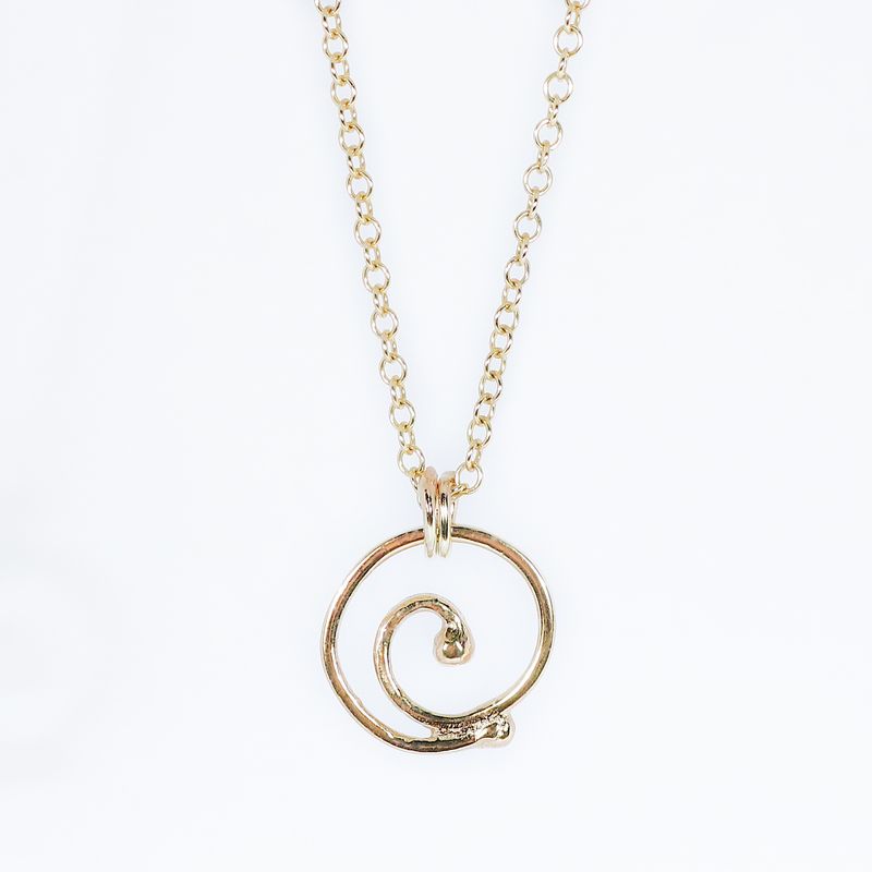 9ct Gold  Entranced Swirl Pendant (17mm wide)