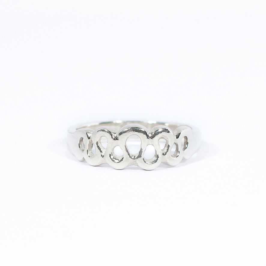 Silver Ribbon Ring