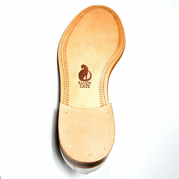 Savoy Cats Leon SAVOY CATS Artist Mustard Boots Performing Dancing thumbnail 5