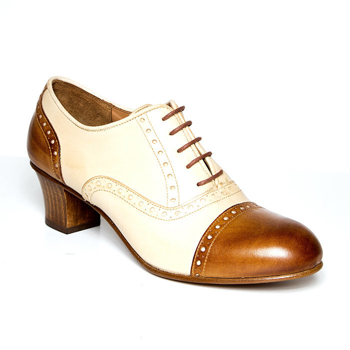 Savoy Cats Berlin SAVOY CATS Artist Cream Shoes Performing Dancing thumbnail 3