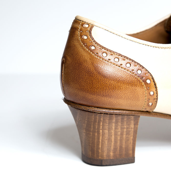 Savoy Cats Berlin SAVOY CATS Artist Cream Shoes Performing Dancing thumbnail 5