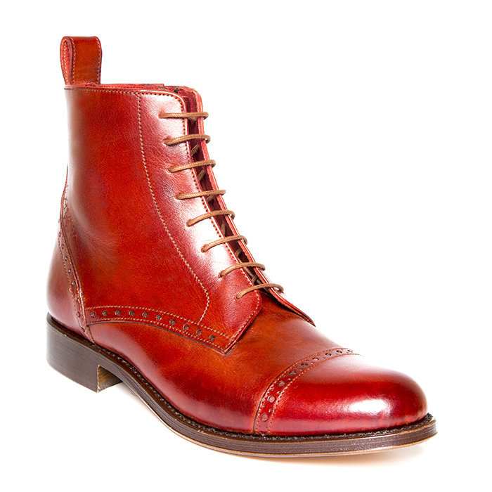 Savoy Cats Bordeaux SAVOY CATS Artist Red Boots Performing Dancing thumbnail 2