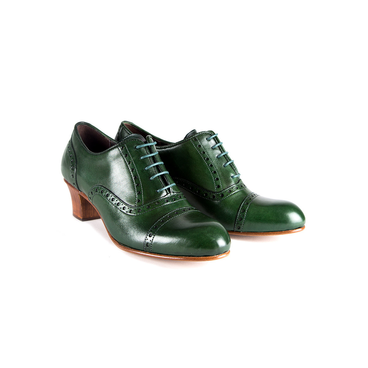 Savoy Cats Berlin SAVOY CATS Artist Green Shoes Performing Dancing thumbnail 4