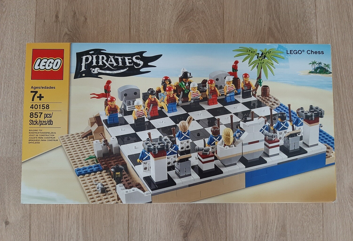 Lego pirates 40158 - retired