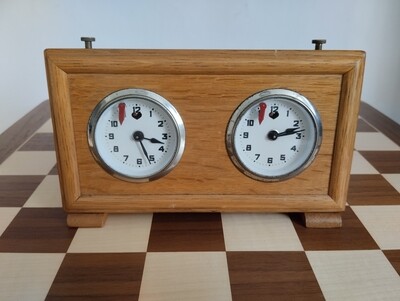 Koopman/Jerger clock with hearts
