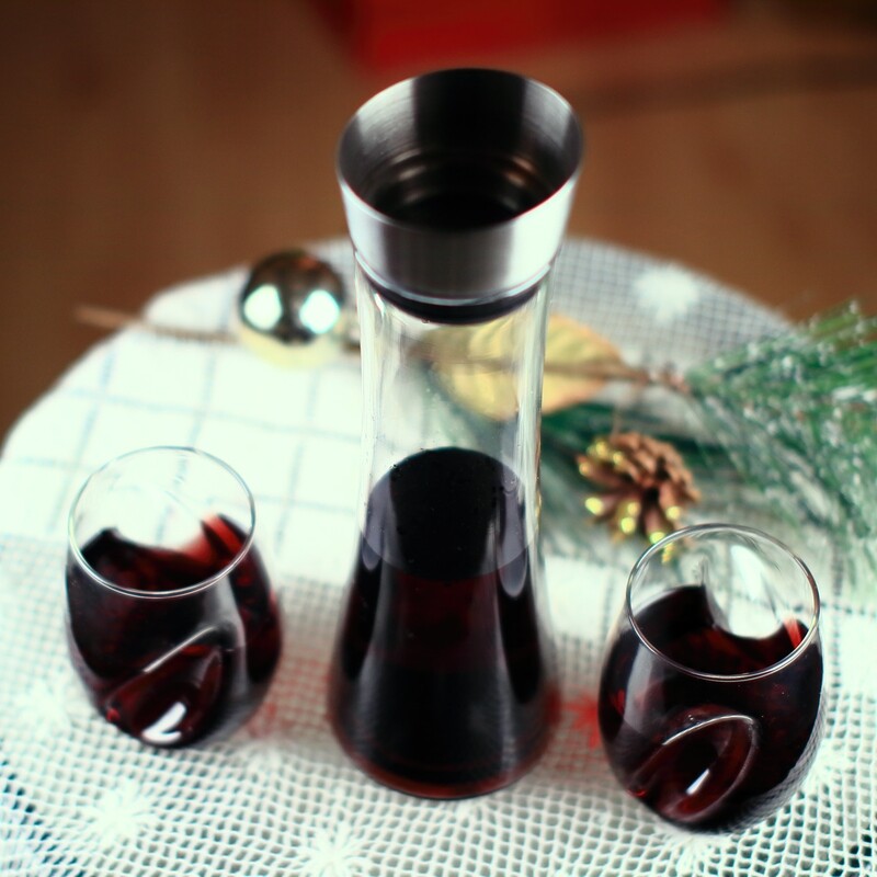 Carafe- A set of 6