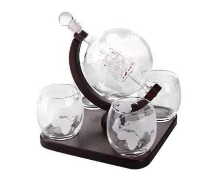 Creative Glass Wine Set Glass Wine Bottle Whisky Glass Red Wine Decanter Home Kitchen Brandy Glass Bar Decoration 2021 NEW
Creative Glass Wine Set Glass Wine Bottle Whisky Glass Red Wine Decanter Hom