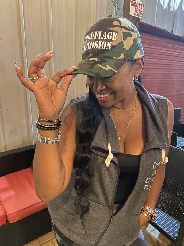 Camouflage Hats pink or white
