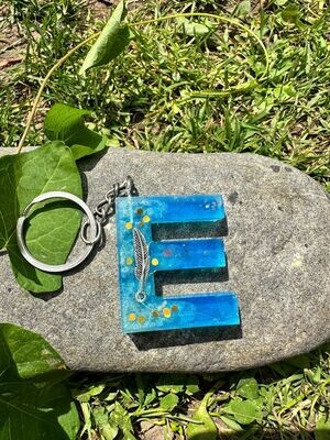 Buchstabe E