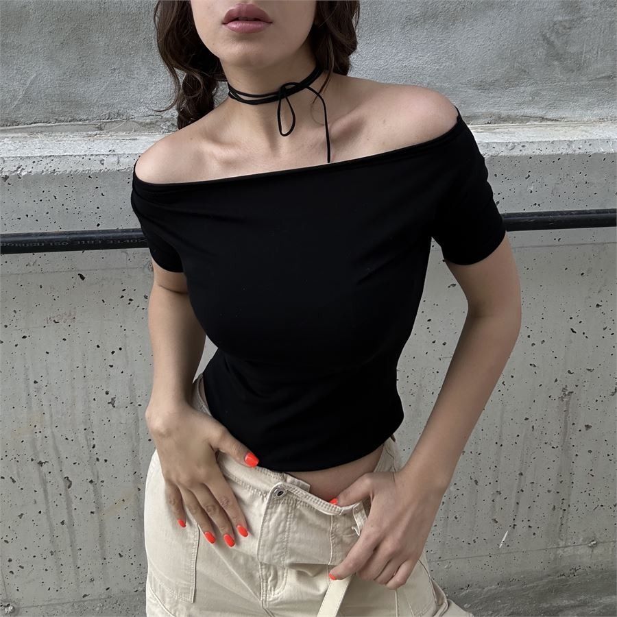 Black Madonna Neck Short Sleeve Crop Blouse