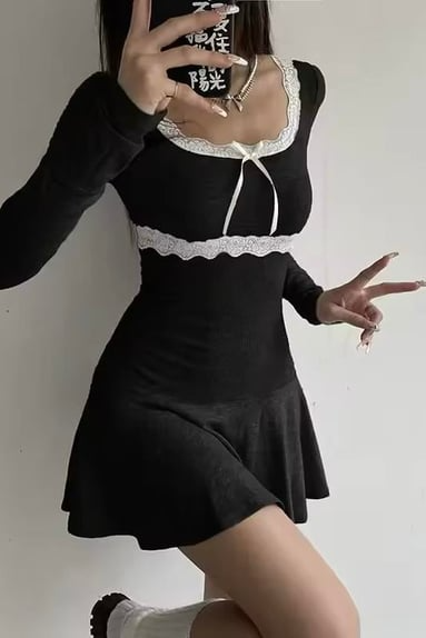 Black Y2K Lace Detail Waist Fitted Dress