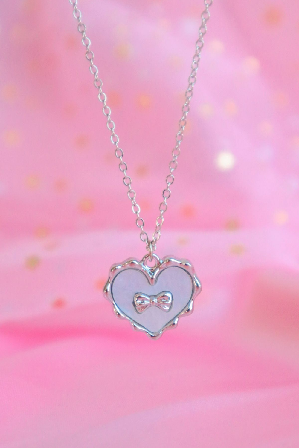 Bow Insıde Heart Necklace
