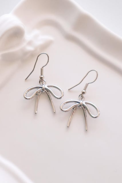 Sketch Bow Earrings