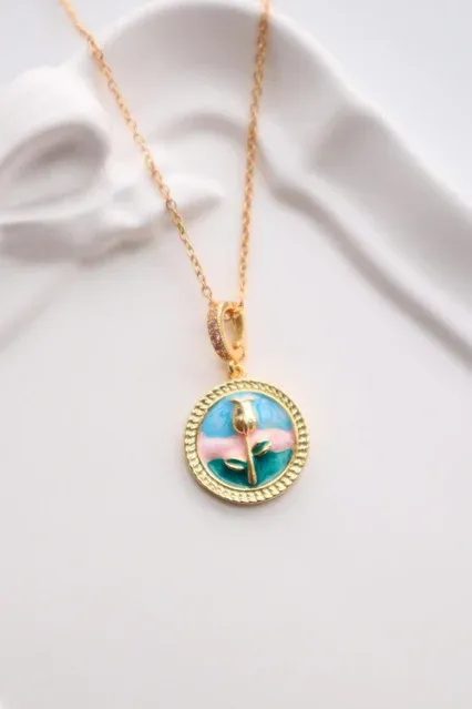 Stainless Steel Vintage Circle Frame Rose Necklace