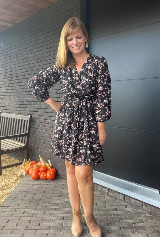 kleedje Annelies kleedje Annelies