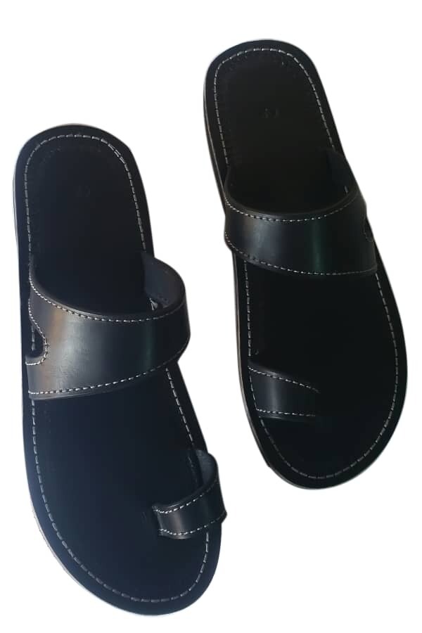 Men&#39;s leather craft sandles-black