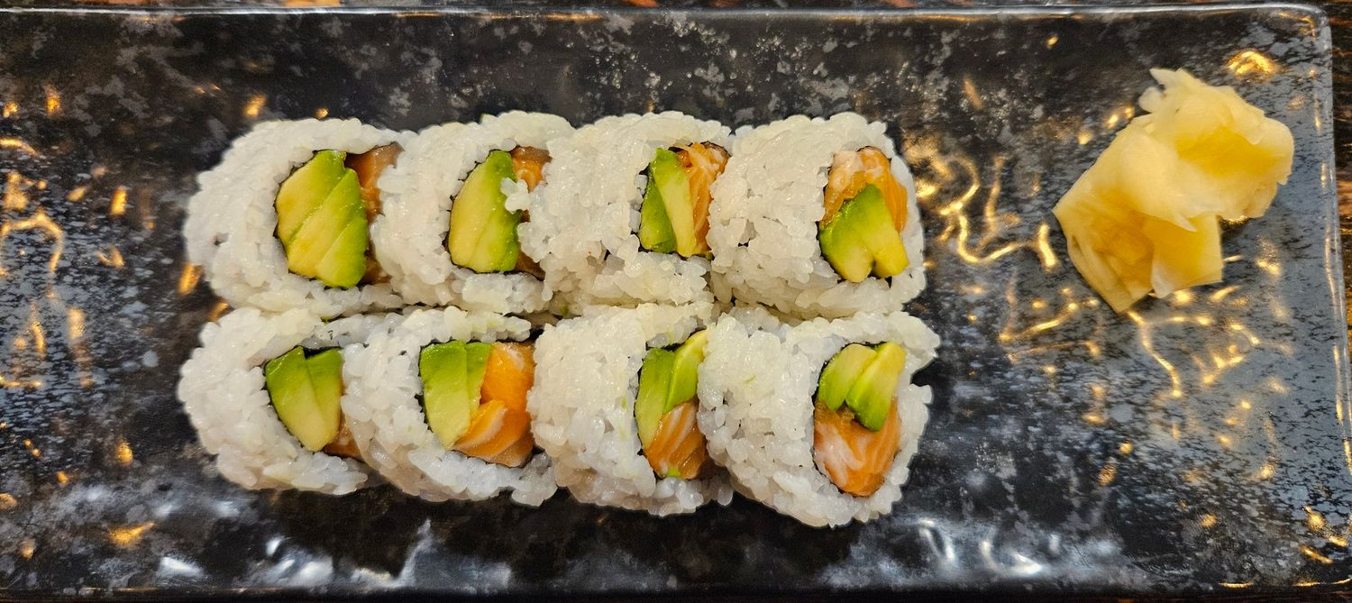 Salmon &amp; Avocado Roll
