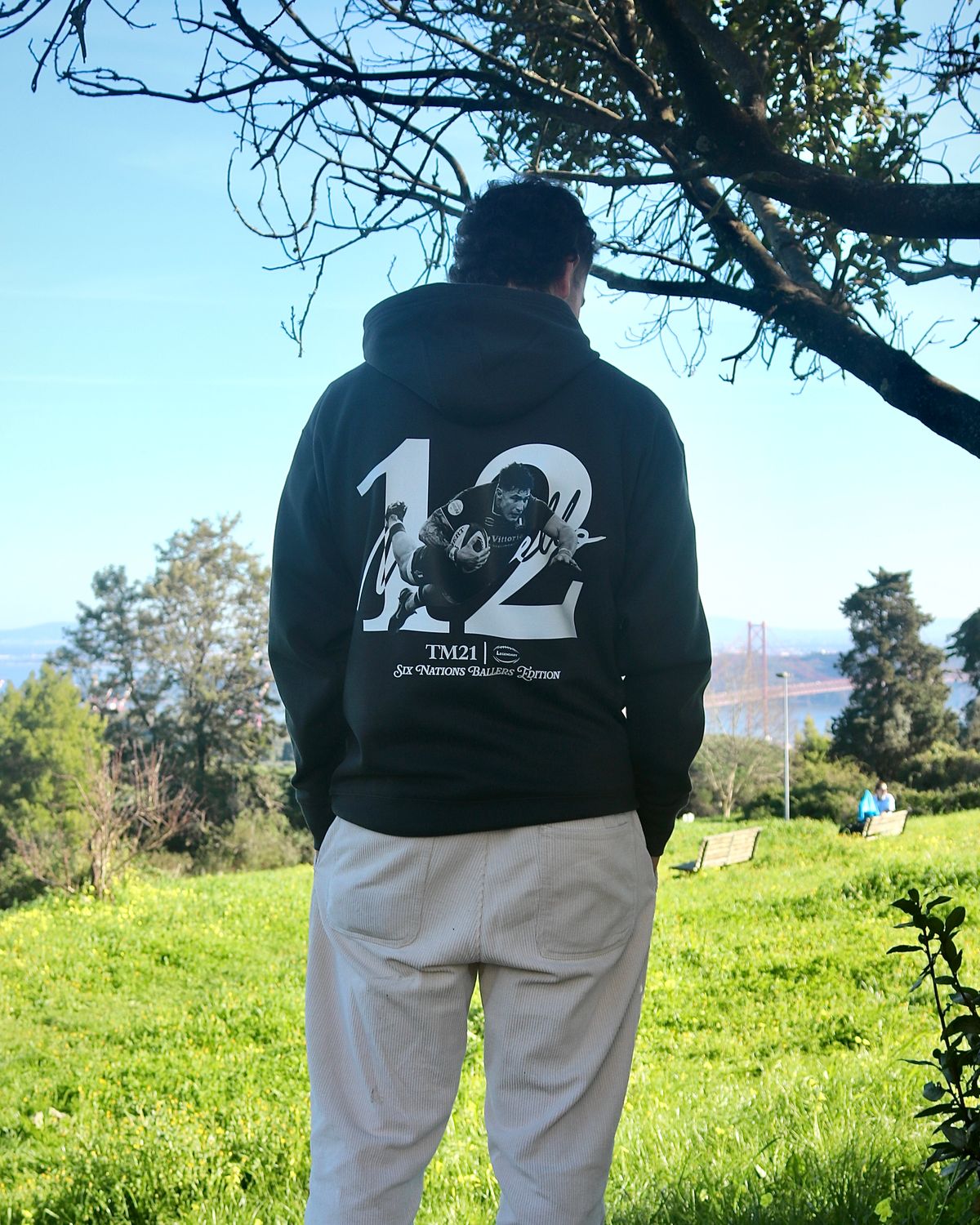 TM12 Hoodie Ash
