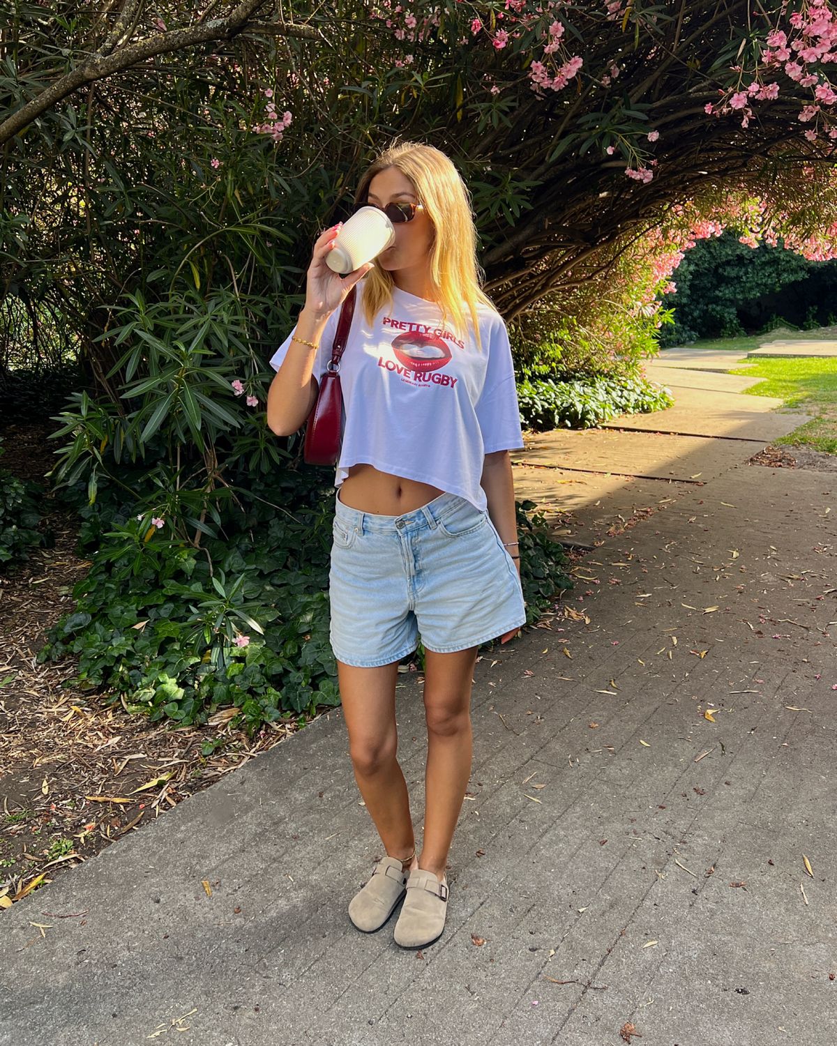 Pretty Girls Crop Top White