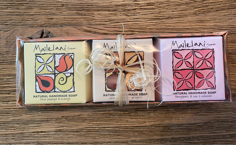 Soaps Gift Set: Papaya-Mango, Coconut cream, Frangipani