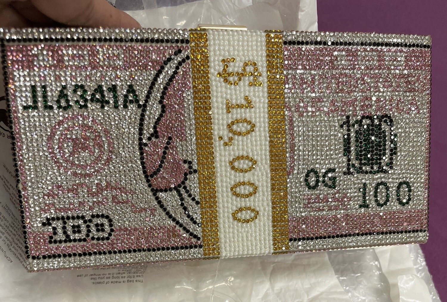 Pink money purse w/chain strap
