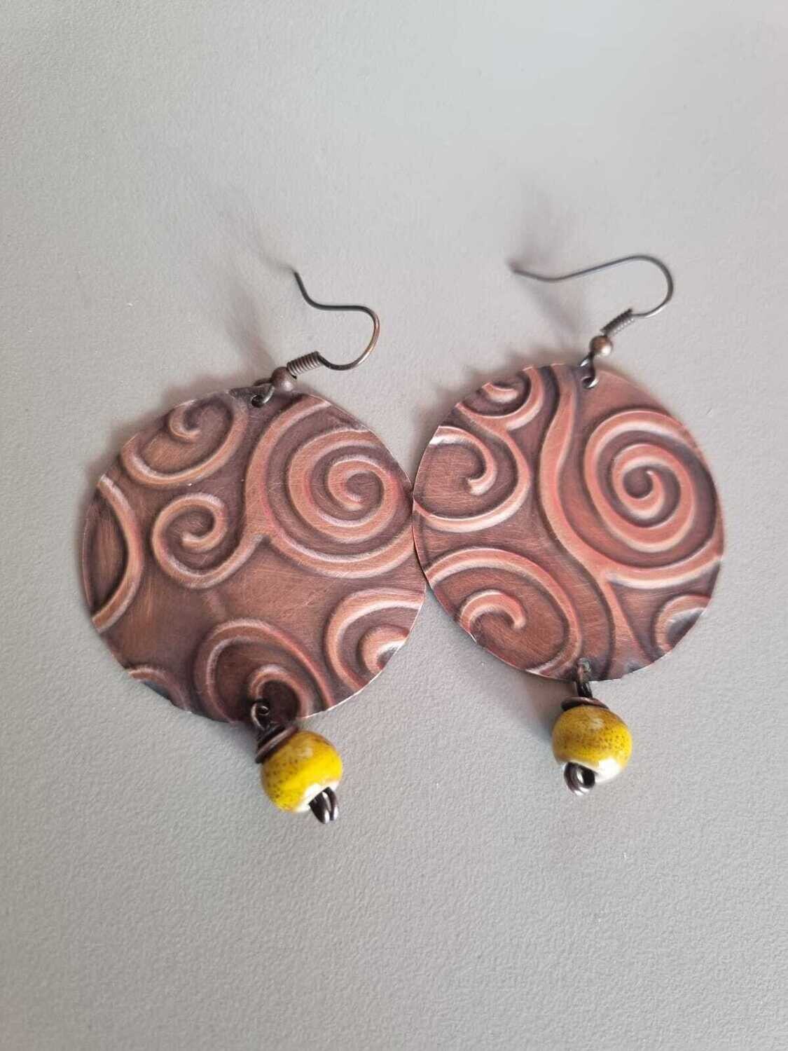 ORECCHINI BOHO 758 perlina in ceramica gialla