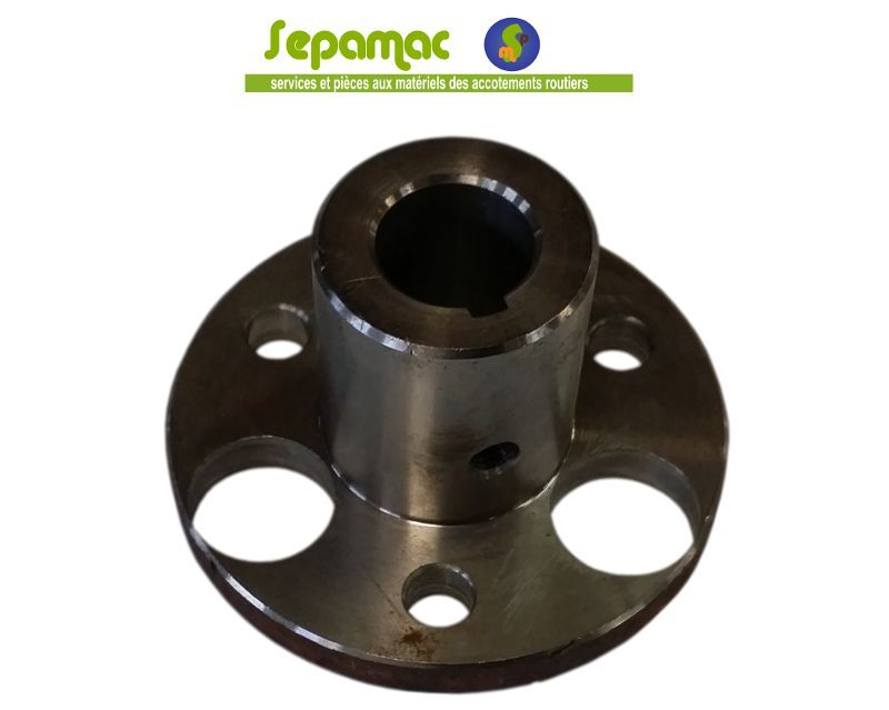 DEMI ACCOUPLEMENT COTE MOTEUR . PIECE D ORIGINE KIROGN - AOKI70100106