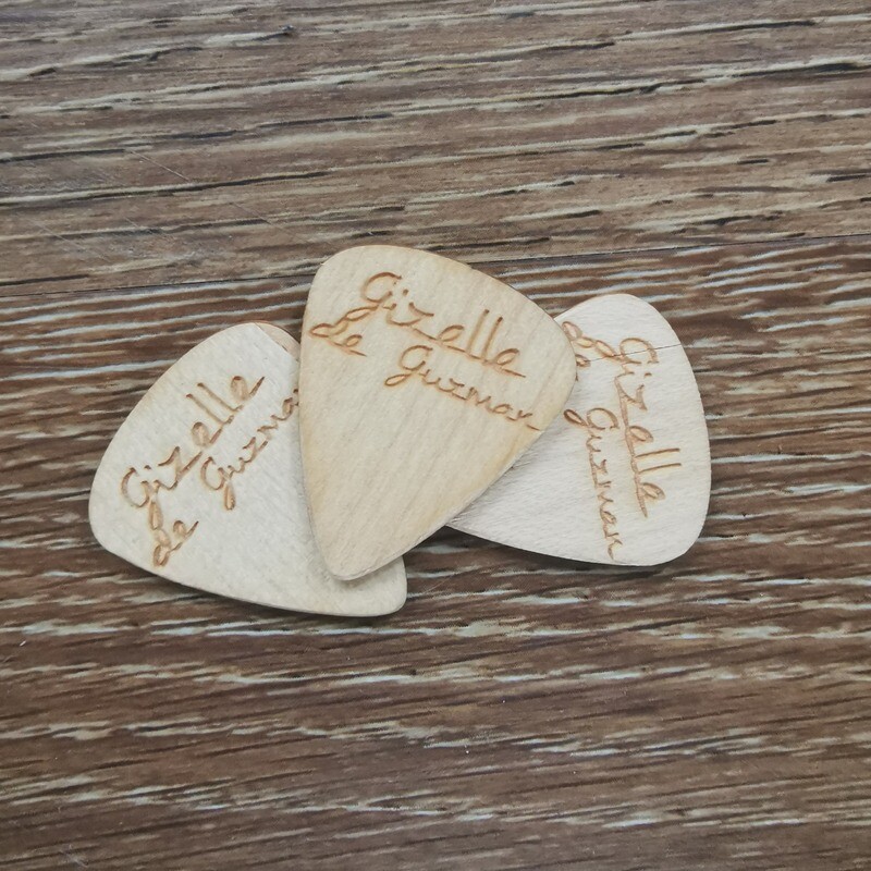 Gizelle de Guzman Custom Guitar Pick